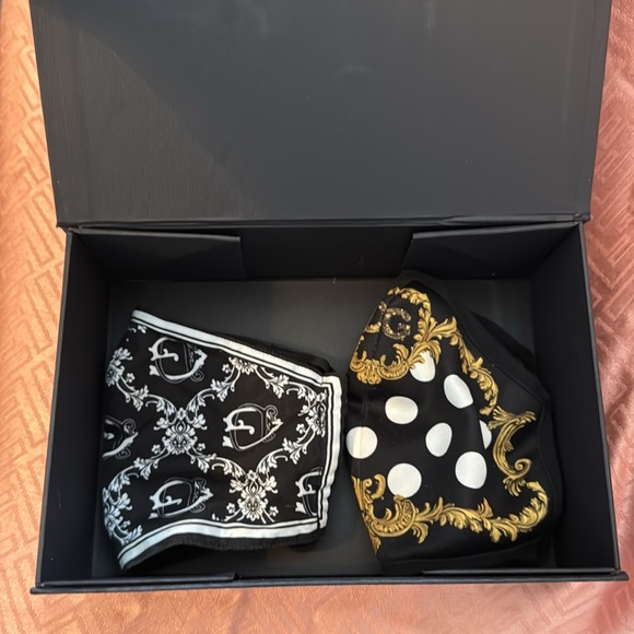 Dolce & Gabbana Neoprene Face Masks *SET OF TWO!!* - Picture 10 of 13